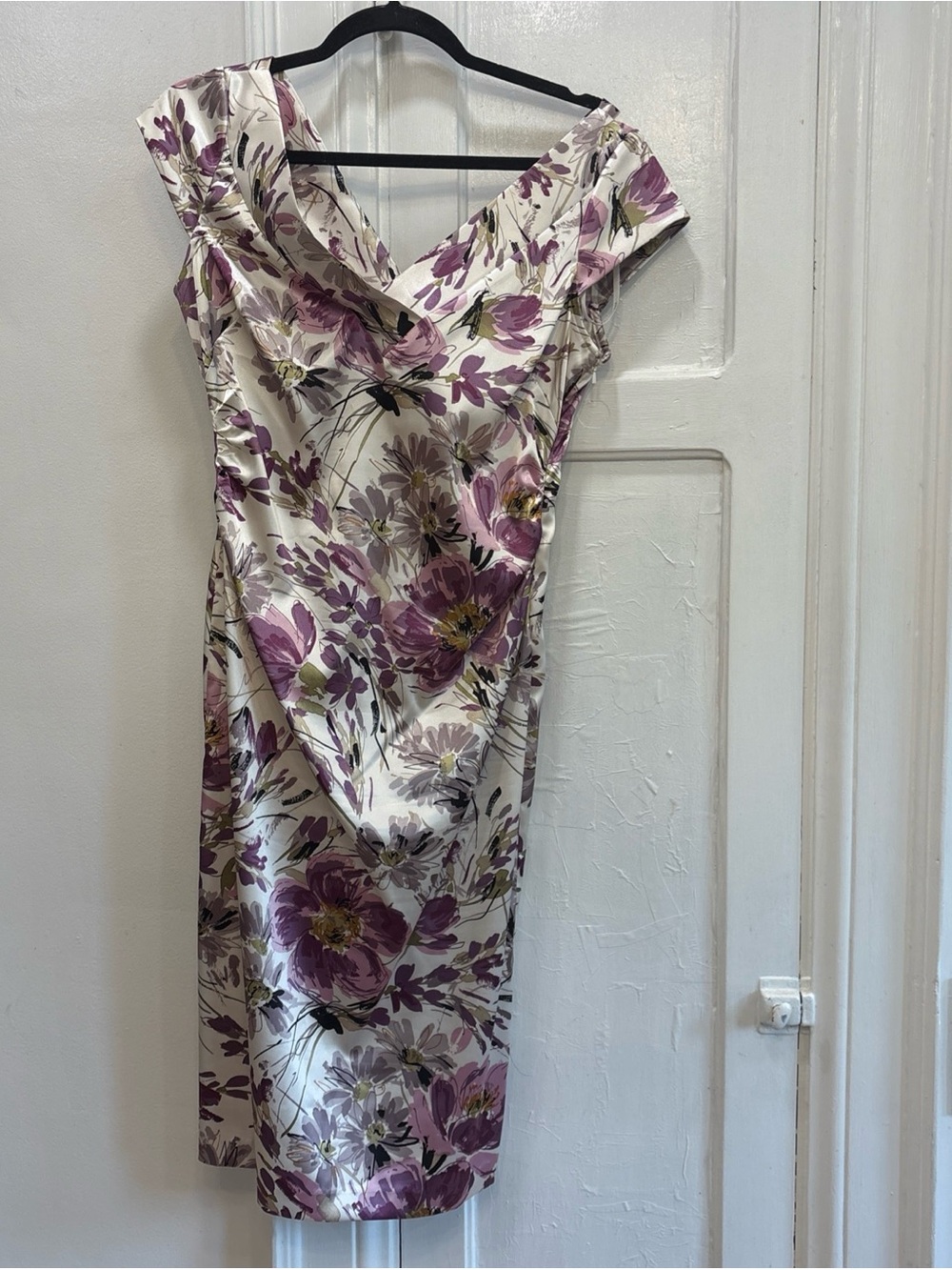 Maggy London Satin Midi cap sleeve V neckline ivory purple floral dress sz 8P